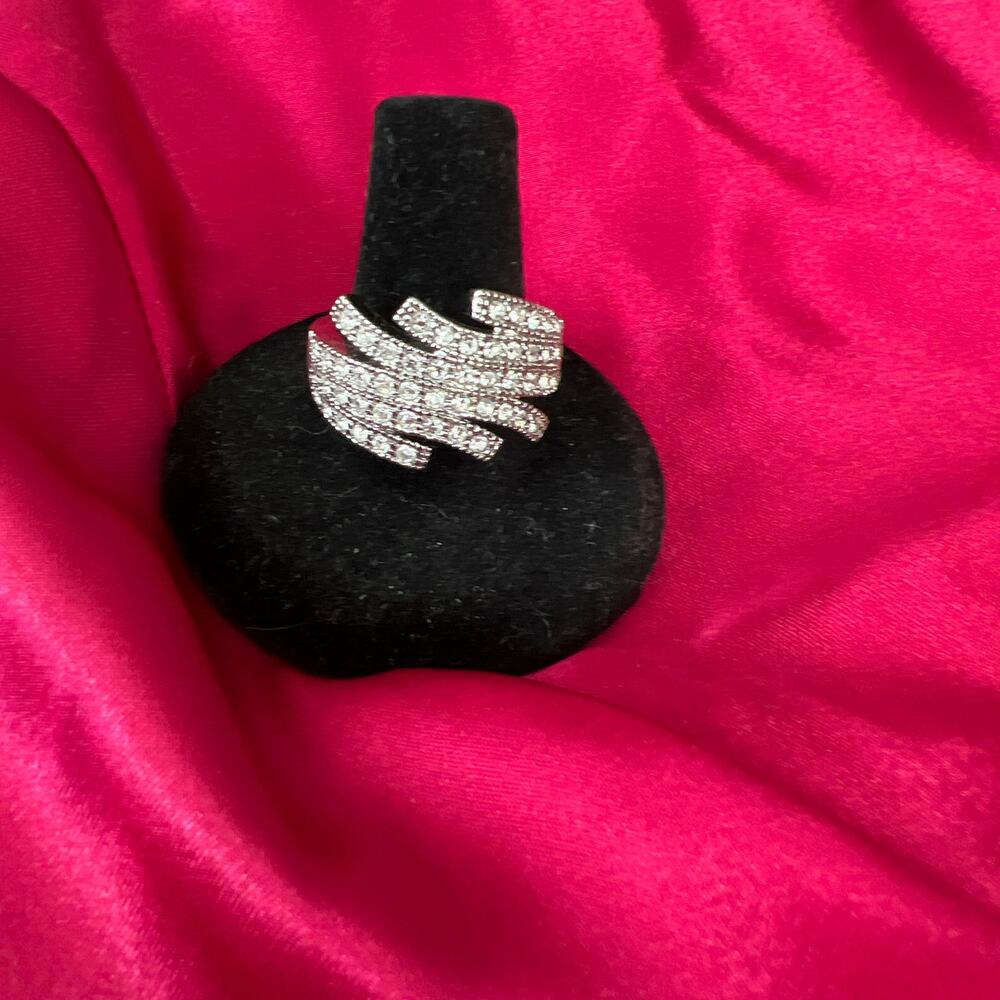 Sterling Silver Swirly Cubic‎ Zirconia Ring Size 9.5